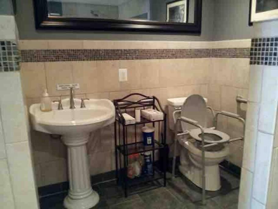 Charity'S Haven II Apartamento Waldorf Exterior foto