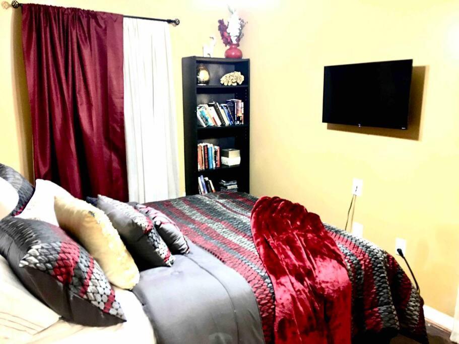 Charity'S Haven II Apartamento Waldorf Exterior foto